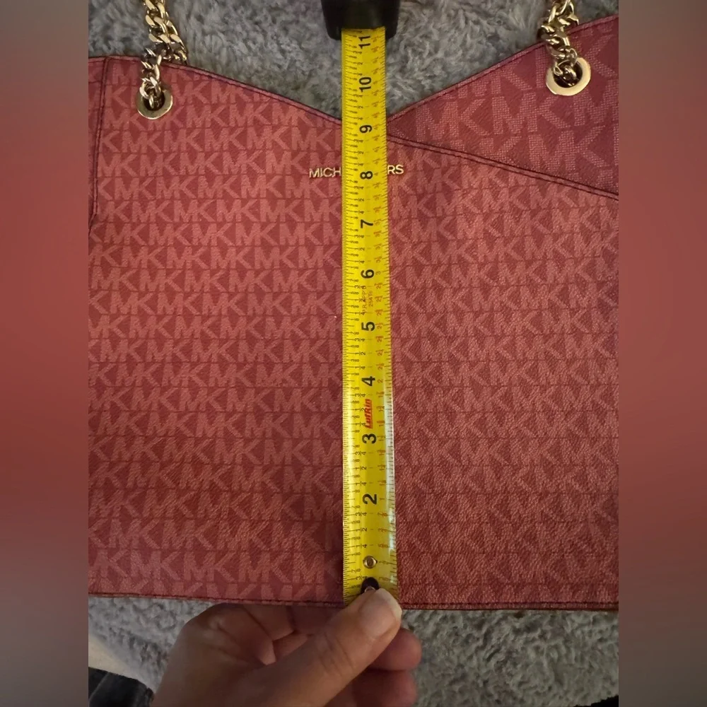 MICHAEL KORS Jet Set Large Red Shoulder Bag - Picture 7 of 14